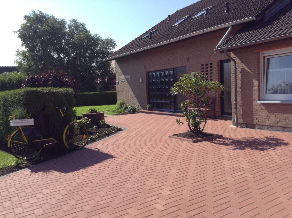 Ferienwohnungen Haus Sommerwind, 45075 Jemgum Екстериор снимка
